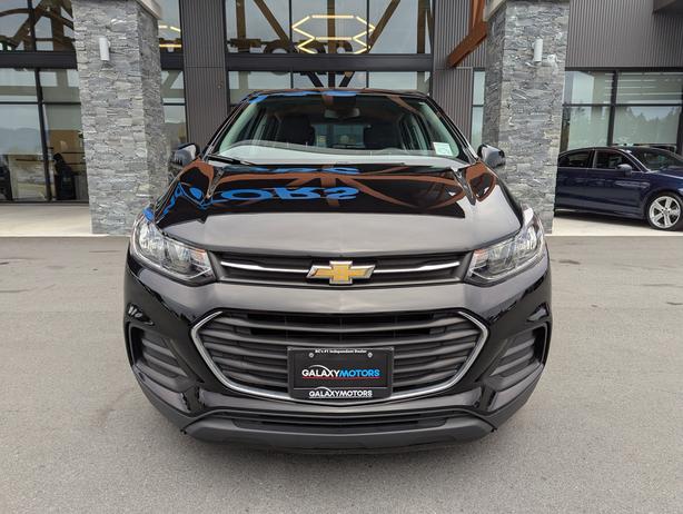 2019 Chevrolet Trax LS - Android Auto, Apple CarPlay, Bluetooth image 3