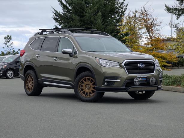 2022 Subaru Ascent Premier - No Accidents, Sunroof, Leather, AWD image 4