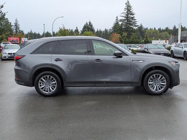 2025 Mazda CX-90 GS-L - No Accidents, AWD, Heated Seats, Sunroof image 5