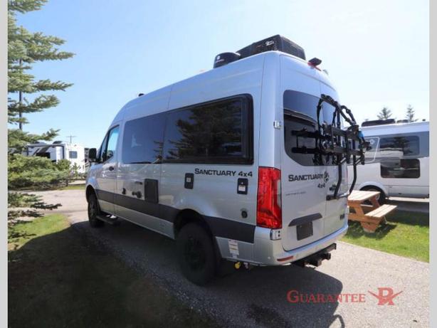 Used 2023 Thor Motor Coach Sanctuary 19L image 5