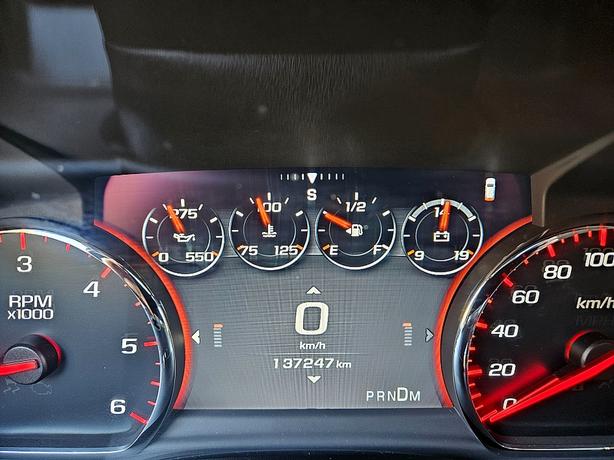 2015 GMC  Yukon Denali image 6