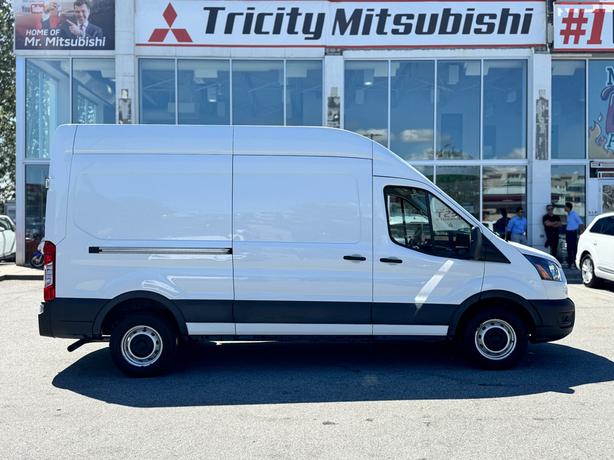 2023 Ford Transit Cargo Van T-250 148 Hi Roof 9070 GVWR - No Accidents image 4