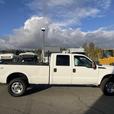 2016 Ford F-350 SD XLT Crew Cab Long Box 4WD thumbnail image 4
