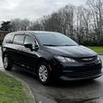 2018 Chrysler Pacifica 7-Passenger Van thumbnail image 1
