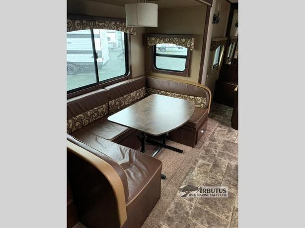 Used 2014 Dutchmen RV Coleman Expedition CTS244BH image 4