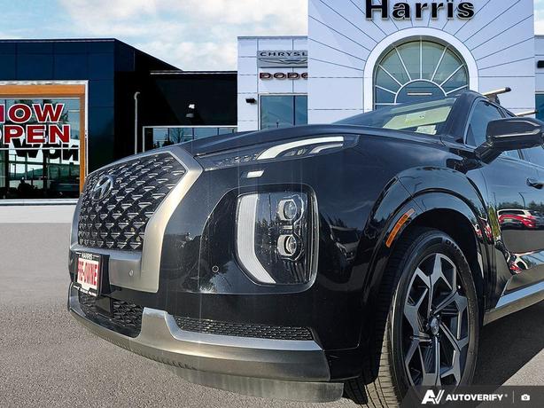 2022 Hyundai Palisade Ultimate Calligraphy 7-Passenger AWD | One Owner | No Acci image 8