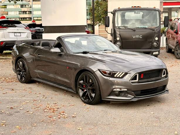 2017 Ford Mustang GT Premium - Convertible, Leather, Navigation image 6