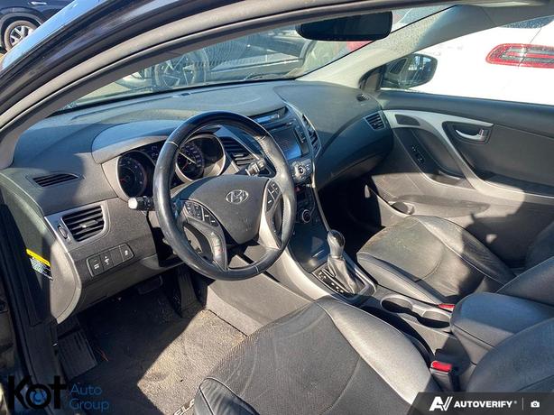 2015 Hyundai Elantra Limited SUNROOF! BLUETOOTH! BACKUP CAMERA! image 6