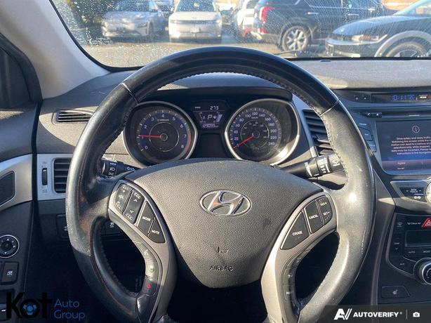 2015 Hyundai Elantra Limited SUNROOF! BLUETOOTH! BACKUP CAMERA! image 7