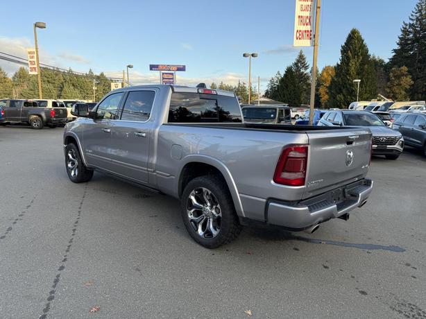 2022 RAM 1500 Limited image 3