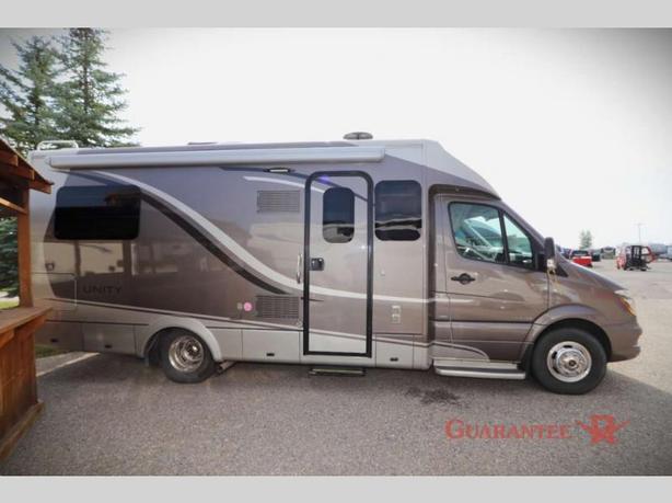 Used 2015 Triple E Unity 24TB image 4