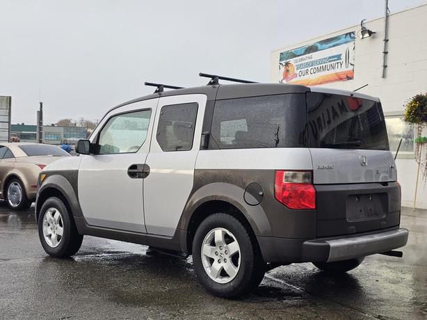 2004 Honda Element 4WD Automatic with Y Package image 4