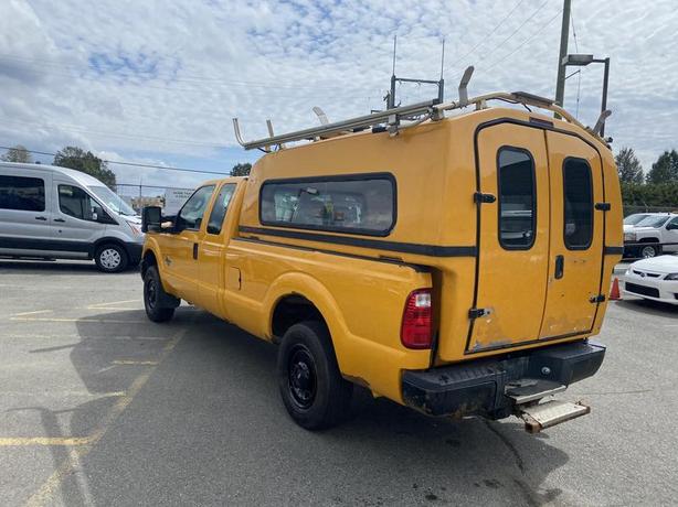 2013 Ford F-250 SD XLT SuperCab Long Bed 4WD Diesel with work top canopy image 3