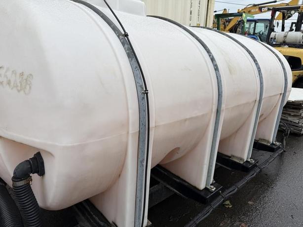 2000 Unknown 1250 Gallon Hook-Lift De-Icer Anti-Icing / De-Icing image 4