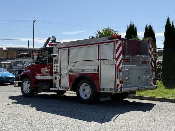 1991 International 4600 HALE Pumper Firetruck image 7