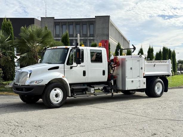 2008 International 4300 Diesel with Amco Veba Crane and 8-Foot Dump Box image 5
