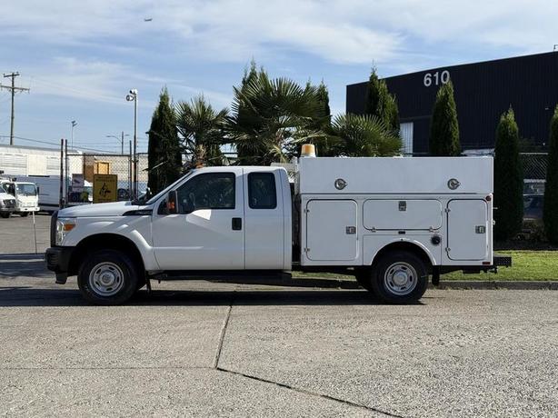 2012 Ford F-350 SD XL SuperCab 4WD Service Truck image 6