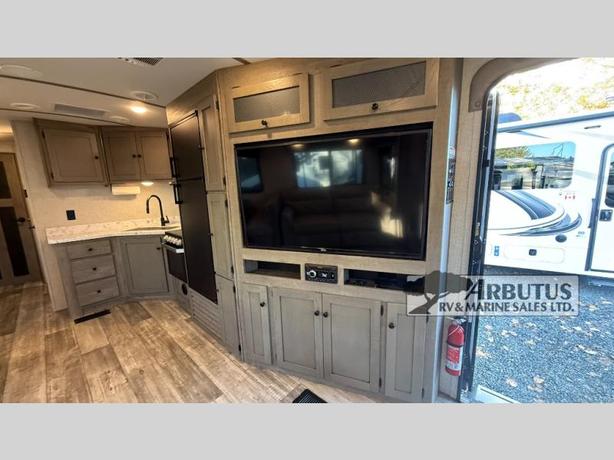 Used 2021 Keystone RV Outback 299URL image 6