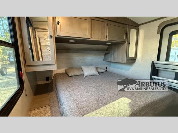 Used 2021 Keystone RV Outback 299URL image 8