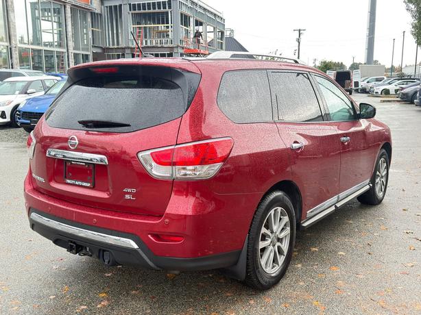 2016 Nissan Pathfinder SL - Leather, Sunroof, Heated Seats, Dual Climate image 5