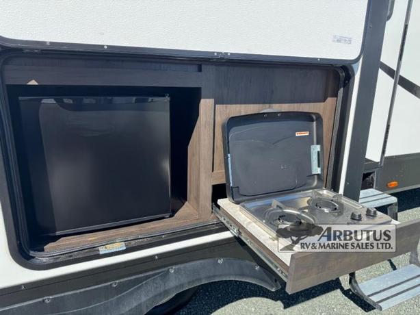 Used 2020 Grand Design Reflection 297RSTS image 7