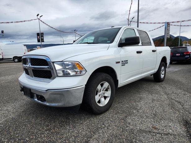 2023 RAM 1500 Classic SLT | 5.7L HEMI V8 | 5'7" Box | Class IV Hitch Receiver |  image 1