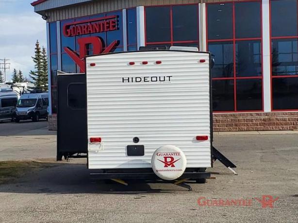 Used 2021 Keystone RV Hideout 26BHWE image 5