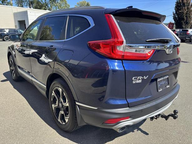 2017 Honda CR-V Touring image 5