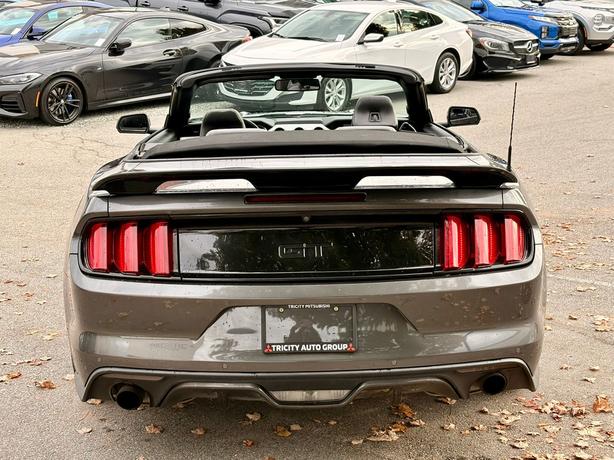 2017 Ford Mustang GT Premium - Convertible, Leather, Navigation image 3