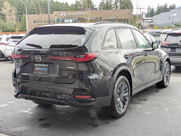 2025 Mazda CX-70 GS-L - Sunroof, Leather, Heated Seats image 6