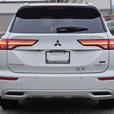 2024 Mitsubishi Outlander GT Premium S-AWC thumbnail image 6