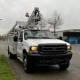 2004 Ford F-450 SD Bucket  Truck  2WD thumbnail image 2