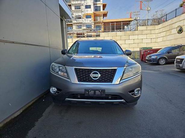 2016 Nissan Pathfinder S image 2