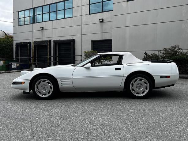 1992 Chevrolet Corvette Convertible image 6