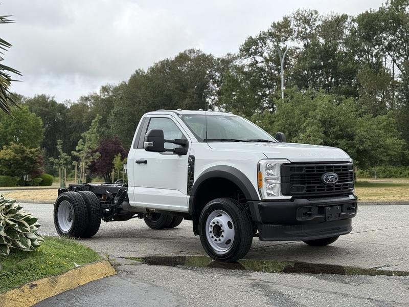 2023 Ford F-450 SD Super Duty XL Regular Cab 145wb Cab and Chassis display photo