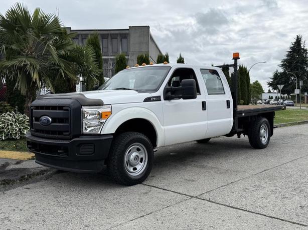 2015 Ford F-350 SD XL SuperCab 9-Foot Flatdeck 4WD image 5
