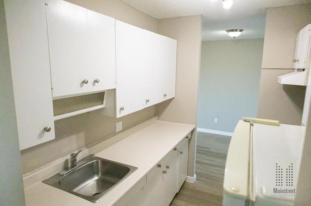 1 bedroom Westview Terrace image 7