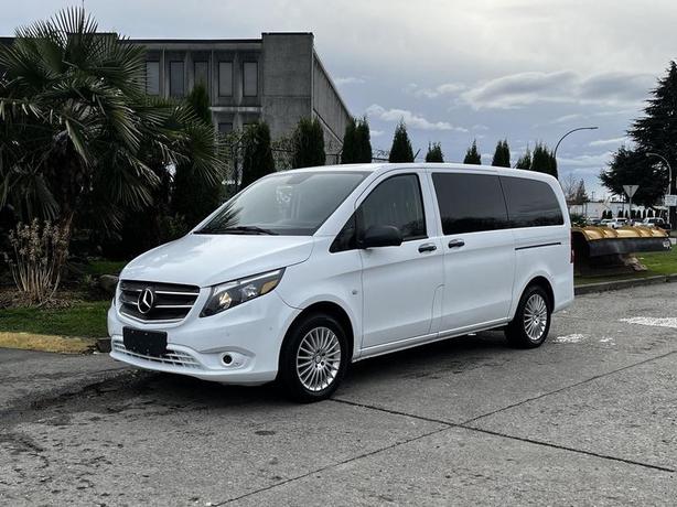 2018 Mercedes-Benz Metris 8 Passenger Van image 6
