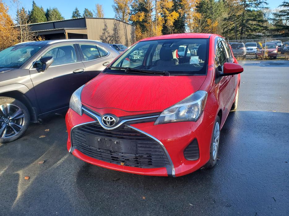 2017 Toyota Yaris SE display photo