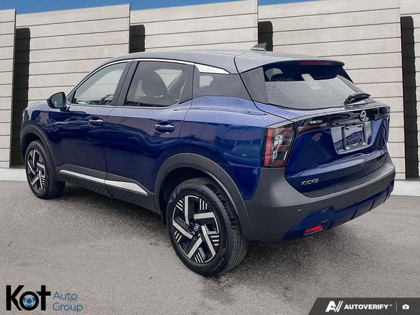 2025 Nissan Kicks SV REMOTE START! HEATED SEATS! BLUETOOTH APPLE CARPLAY! EMERGE image 4
