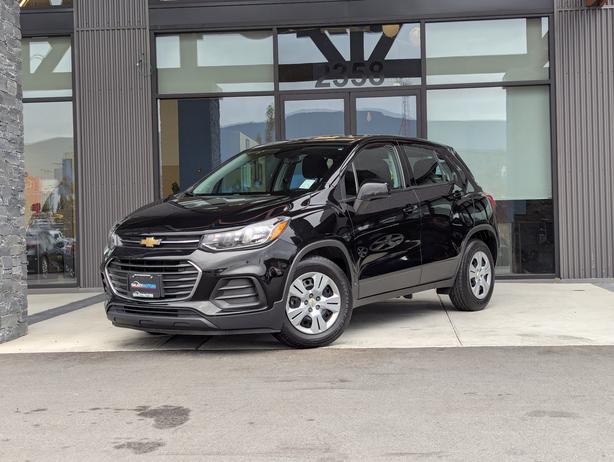 2019 Chevrolet Trax LS - Android Auto, Apple CarPlay, Bluetooth image 1
