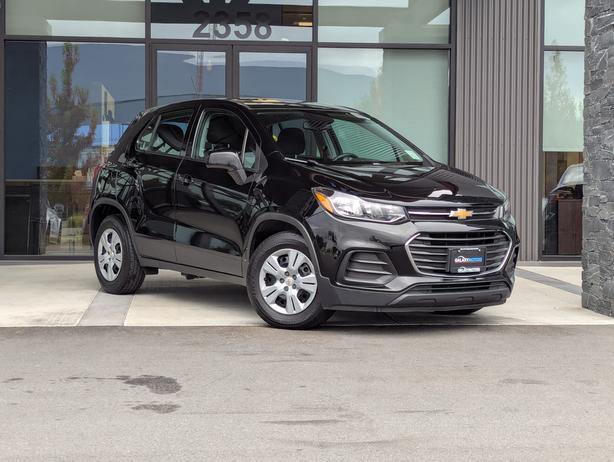 2019 Chevrolet Trax LS - Android Auto, Apple CarPlay, Bluetooth image 4
