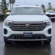 2024 Volkswagen Atlas Comfortline - No Accidents, AWD, Heated Seats thumbnail image 3