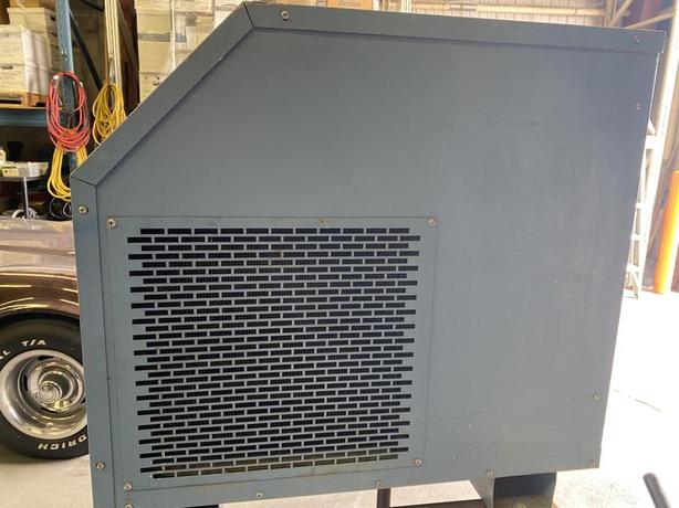 2000 Wilkerson Refrigerated Air Dryer And Ingersoll-Rand Air Compressor with Hon image 8