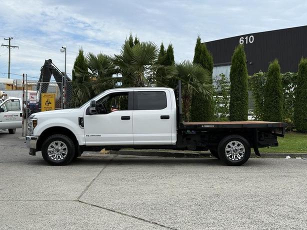 2019 Ford F-350 SD XLT SuperCrew 8-Foot Flat Deck Diesel 4WD image 6