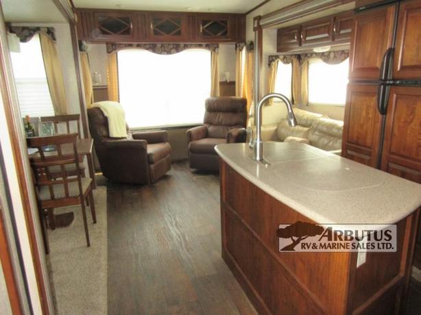 Used 2014 Keystone RV Laredo 292RL image 7