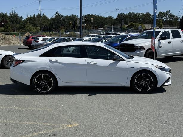 2023 Hyundai Elantra N LINE - Wheels: 18" x 7.5J  & Power Driver Seat image 5