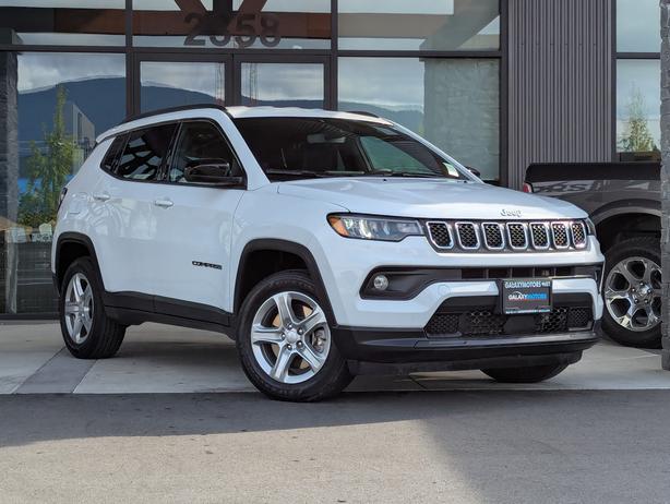 2024 Jeep Compass North - No Accidents, 4x4, Heated Seats image 4