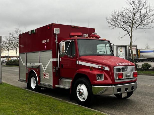 1995 Freightliner FL70 Firetruck With Air Brakes Diesel image 1