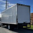 2016 Freightliner M2 106 26 Foot Cube Van Cummins Diesel Air Brakes with Loading thumbnail image 8